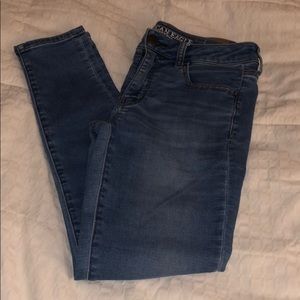 AE jeggings size 6 short
